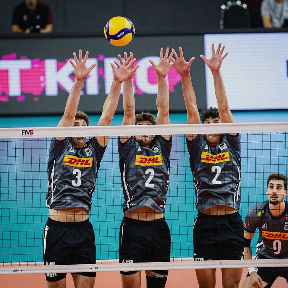 Giải thưởng MOP bóng chuyền nữ NCAA: 30 năm nhìn lại và tín hiệu bị bỏ quên Giải thưởng MOP bóng chuyền nữ NCAA: 30 năm nhìn lại và tín hiệu bị bỏ quên