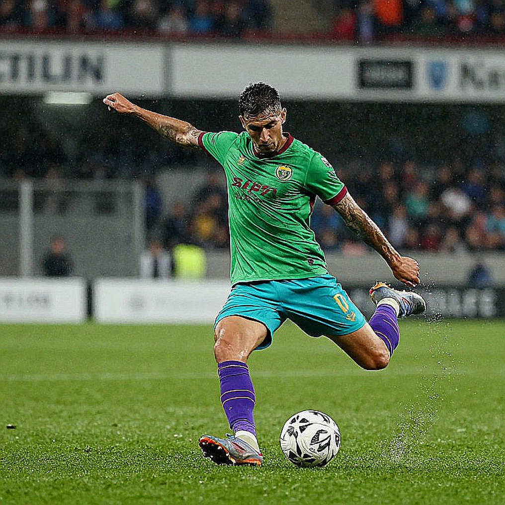 European Expert: To End Violence, V-League Must Educate Football Culture from Youth Level European Expert: To End Violence, V-League Must Educate Football Culture from Youth Level