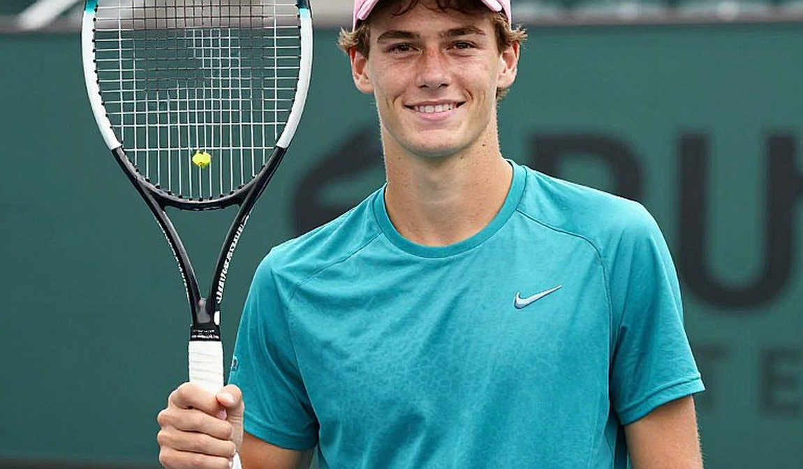 US Open ồn ào và... nồng nặc: Vì sao Grand Slam nước Mỹ là 'nồi áp suất' duy nhất của quần vợt thế giới?