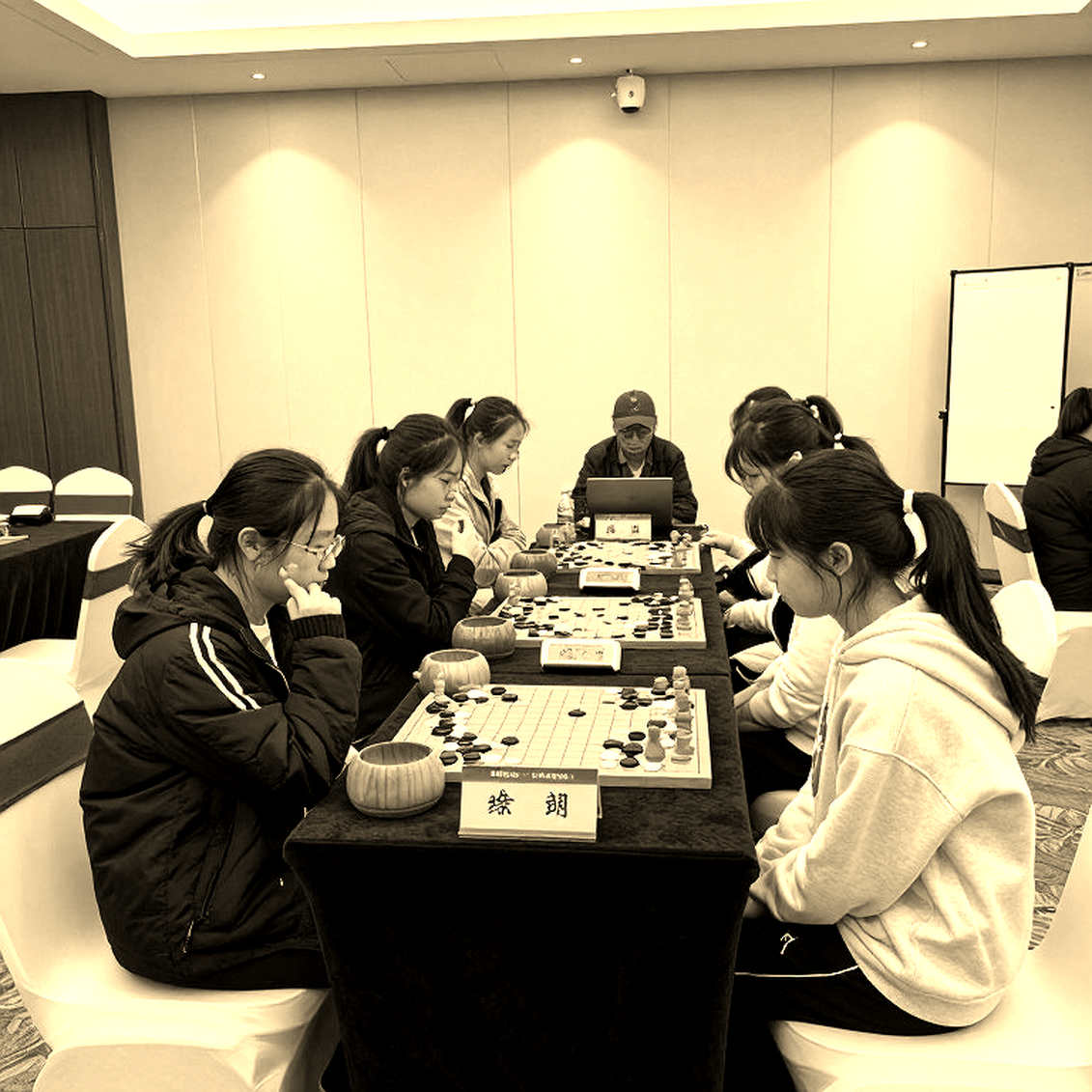 Carlsen trở lại bảo vệ ngai vàng tại Tech Mahindra Global Chess League 2026