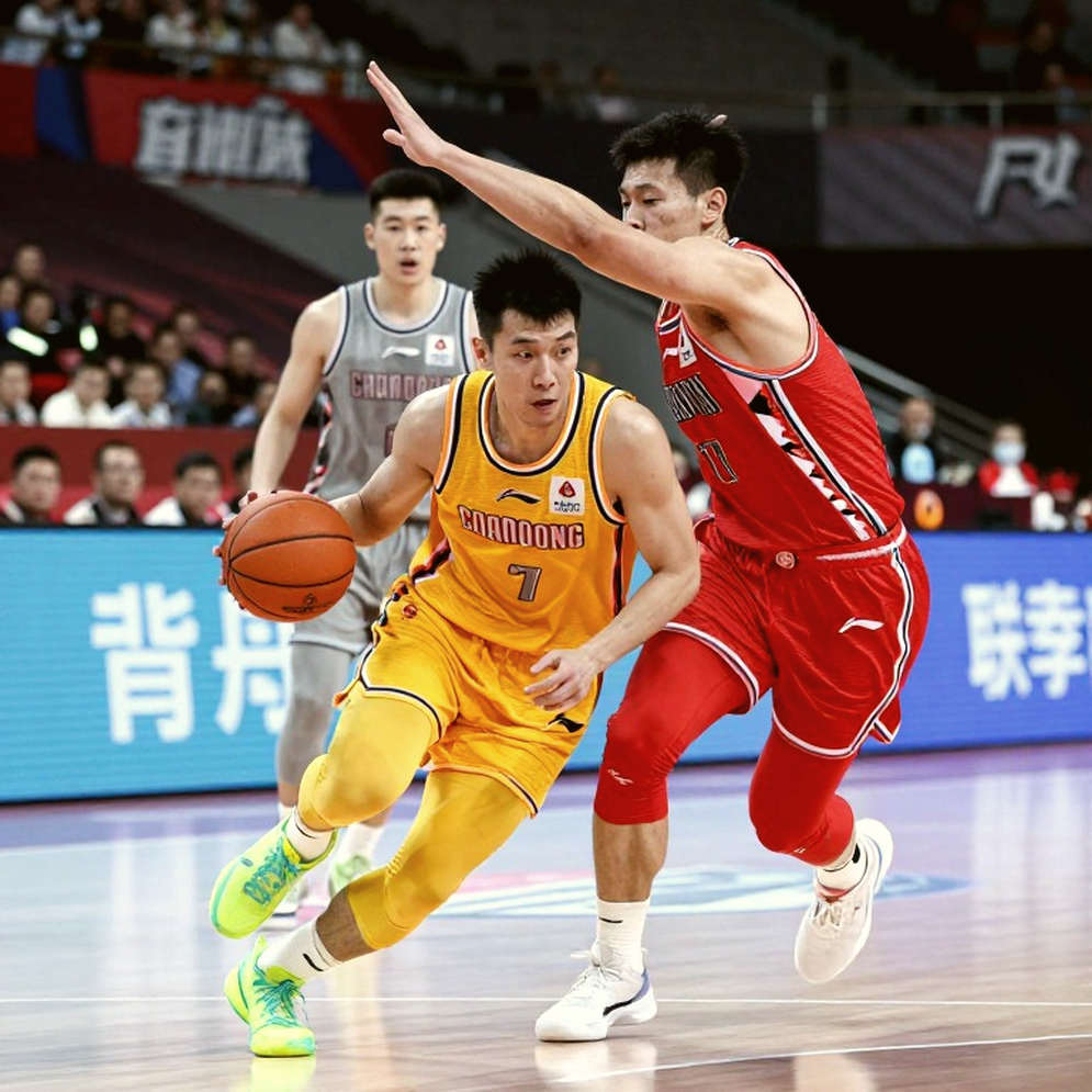 EuroLeague mở rộng lên 24 đội: giấy phép vĩnh viễn mới là điều đáng lo