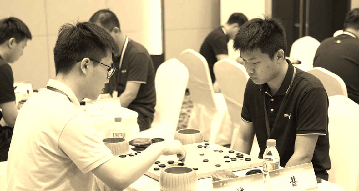 Elon Musk tuyên bố AI sẽ 'giải mã' cờ vua, Chess.com đáp trả gay gắt: 'Anh đang đùa với 10^120 ván cờ'