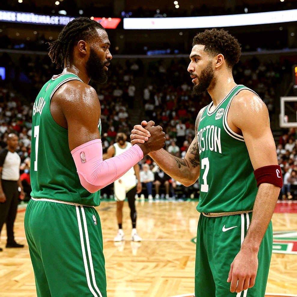 Angel Reese: Cơn Ác Mộng Trên Bảng Bật - Khi Kỷ Lục 26 Rebound Viết Lại Lịch Sử WNBA Angel Reese: Cơn Ác Mộng Trên Bảng Bật - Khi Kỷ Lục 26 Rebound Viết Lại Lịch Sử WNBA